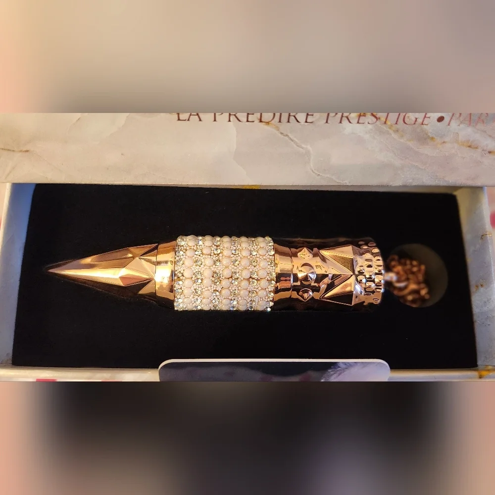 NIB-Dirty Nude Prestige Diamond Nude Velvet Lipstick